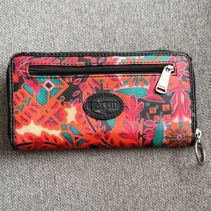 Fossil Women's Floral Red and Orange Wallet